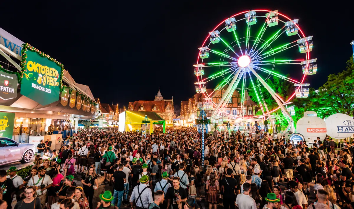 Unifique garante conectividade na Oktoberfest Blumenau, impulsionando a experiência do público