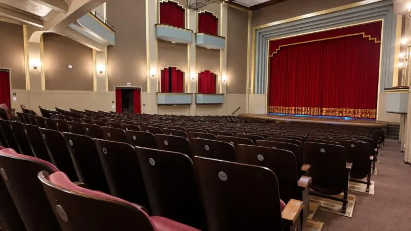 Teatro Carlos Gomes: melhorias no palco Heinz Geyer fortalecem a cultura em Blumenau