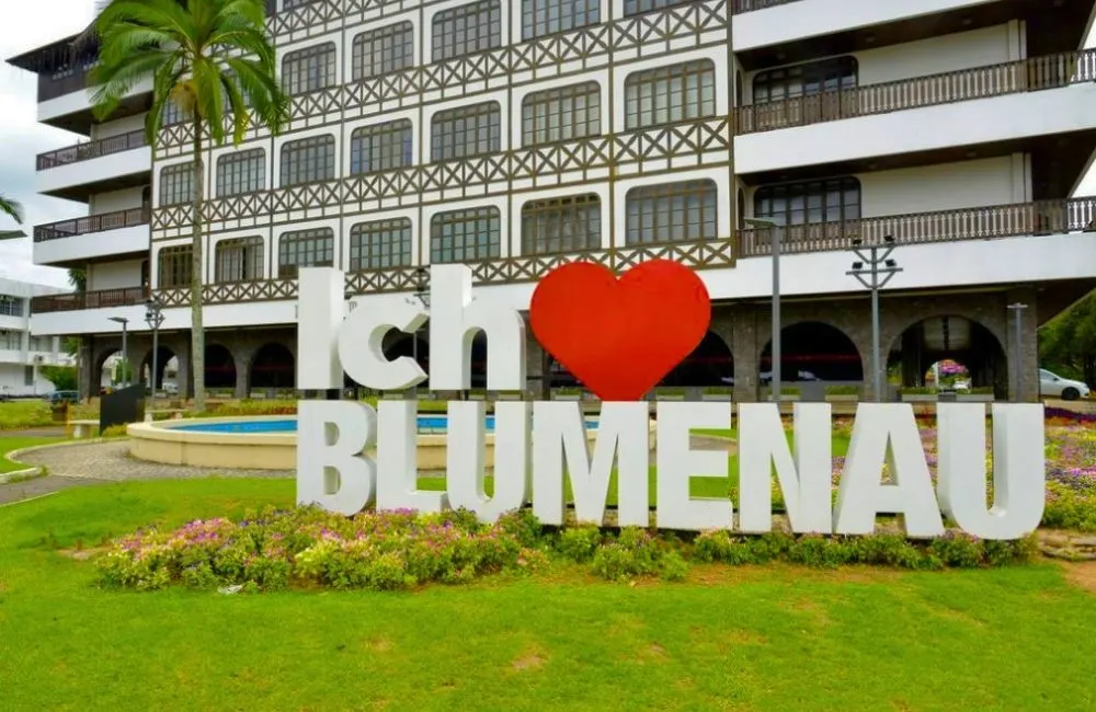 Blumenau atrai mais turistas, mas desafio é fazer visitantes permanecerem mais tempo