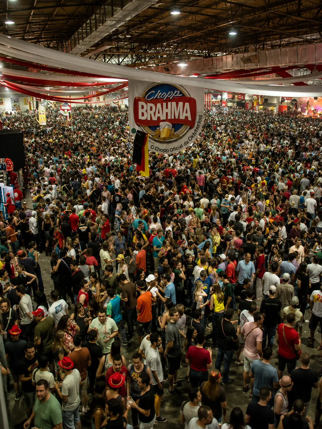 Faltam 100 dias: Blumenau inicia contagem regressiva para a Oktoberfest 2026