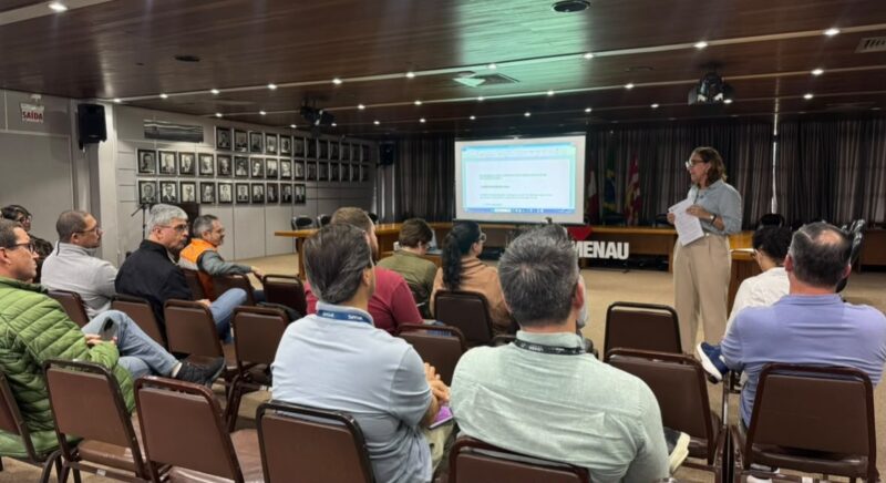 Blumenau implementa comitê para garantir segurança em escolas e CEIs durante emergências