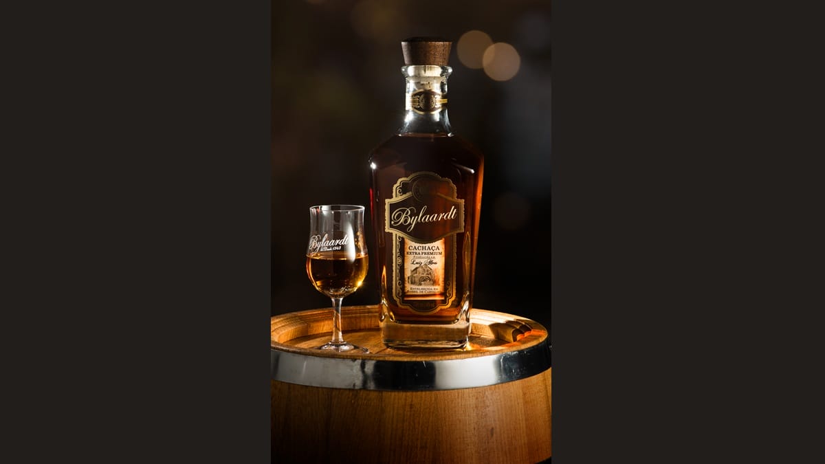 Cachaça produzida em Luiz Alves é eleita a melhor do Brasil em ranking nacional