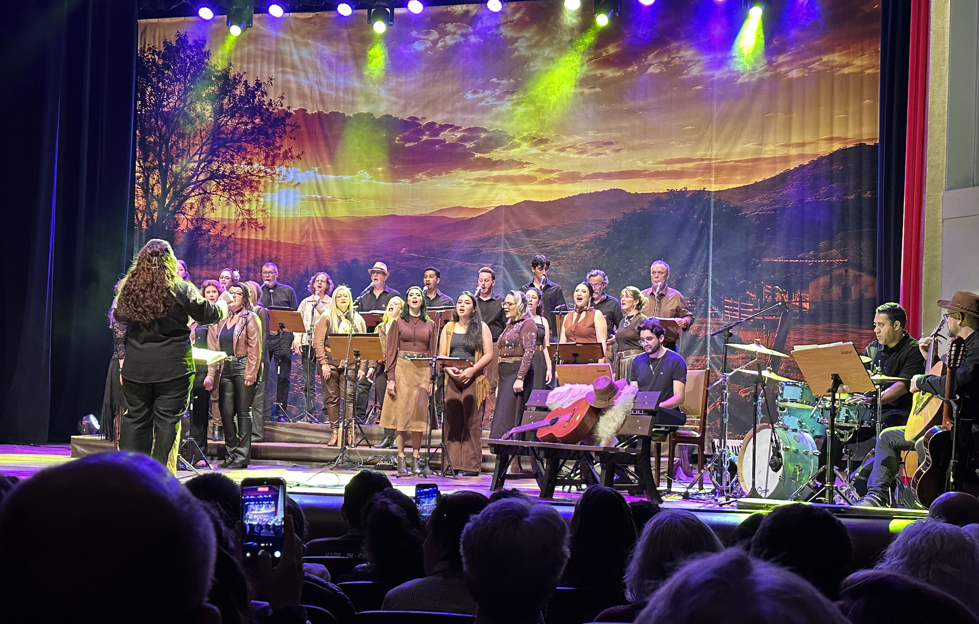 Vozes do Sertão emociona Blumenau em noite memorável com a Camerata Vocale