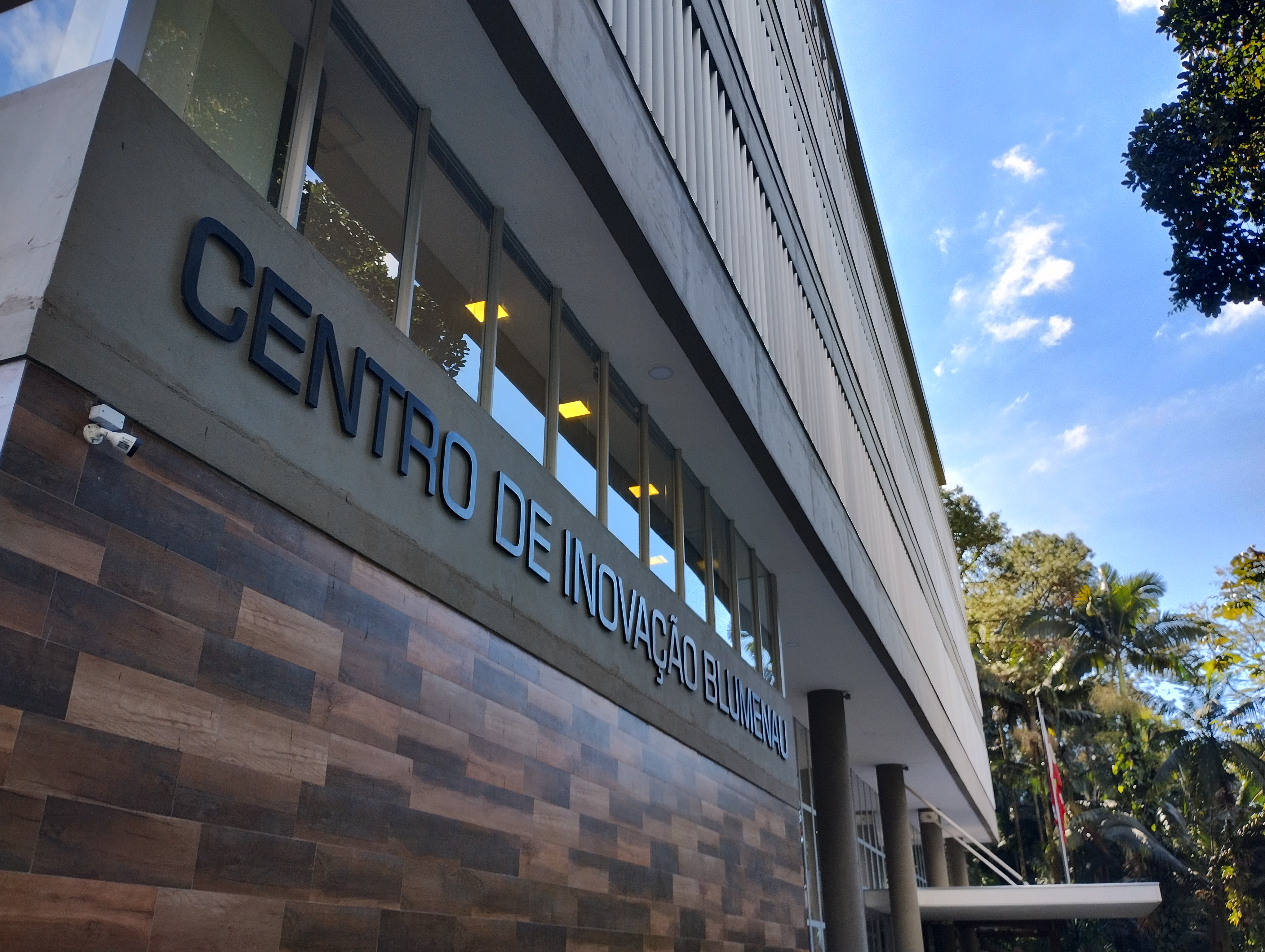 Startups do Vale do Itajaí recebem investimento da FAPESC para desenvolver projetos de Inteligência Artificial